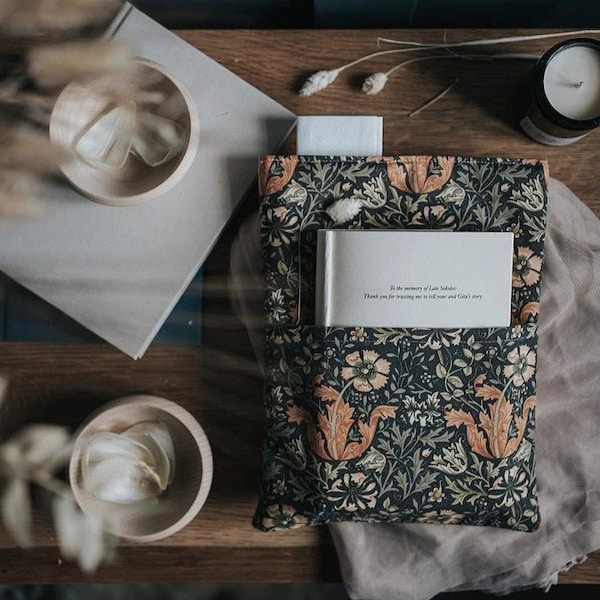 William Morris, Compton, Book iPad Kindle Sleeve, Book Bag, Book Protector, Fabric Cover with Pocket Protector Paperbk Hardback