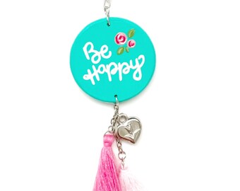 Adorno para espejo retrovisor "Sé feliz", accesorio para coche con flores rosas y aguamarina, adorno floral para espejo retrovisor, ideas para regalar a tu primer coche, adolescentes y mujeres.