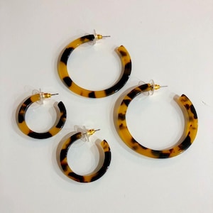 Tortoise shell hoop earrings - two sizes brown hoop earrings black hoop earrings  small tortoise earrings large tortoise hoops