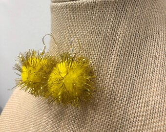 Pendientes de pompón amarillo - amarillo esponjoso pendientes amarillos pendientes amarillos brillo pendientes de pompón amarillo pendientes