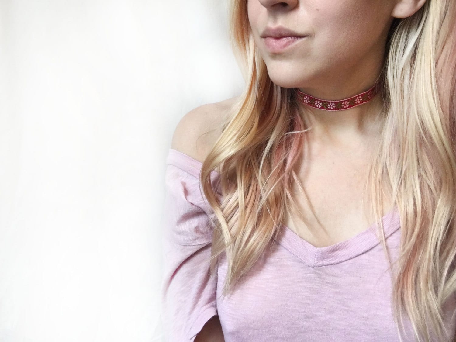 Choker Necklace with Dropped Chain in Red and Brown
