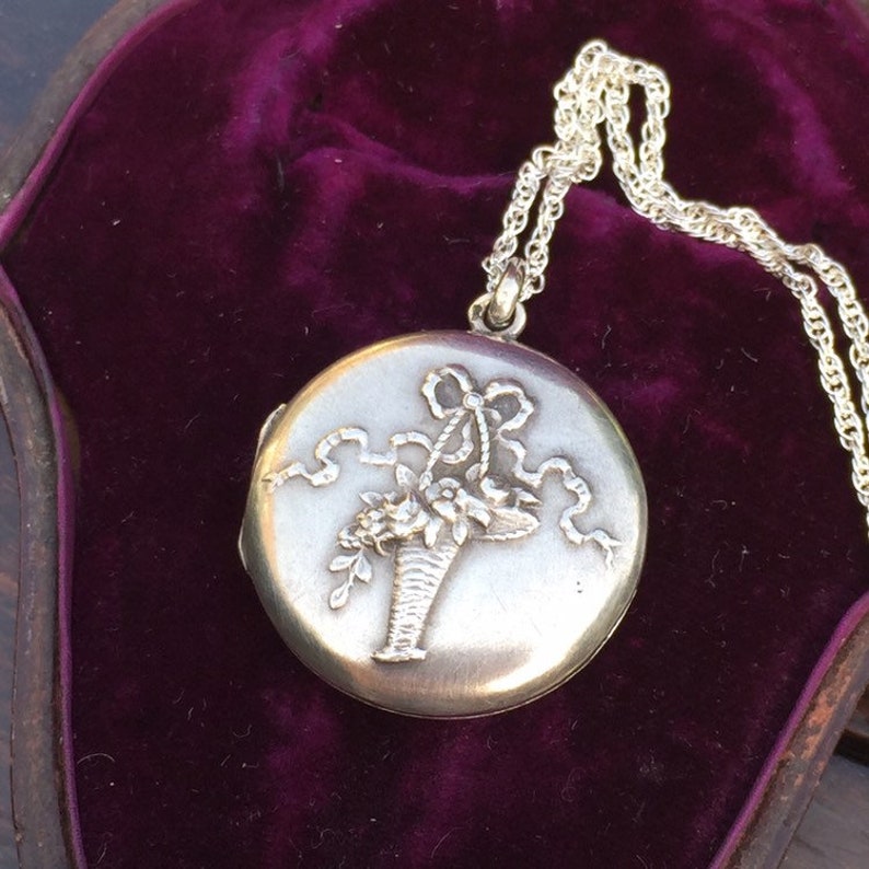 Art Nouveau jewellery Antique French Silver floral photo locket Vintage locket necklace