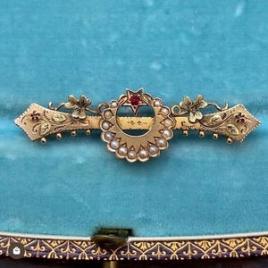 Antique 9ct Gold Brooch with Pearl Moon and Ruby Star - Celestial Jewellery - Rose and Green Gold