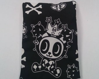 Custom Mini Med Pouch in Kings Court 2.0