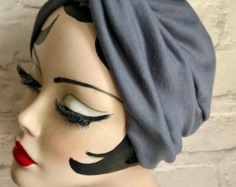 Turban vintage, dla kobiet, nakrycie głowy dla osób po chemioterapii, szary turban, moda retro, turban z lat 40. XX wieku, prezenty dla osób po chemioterapii, prezenty vintage, kapelusz na łysienie plackowate, prezenty dla osób opiekujących się dziećmi
