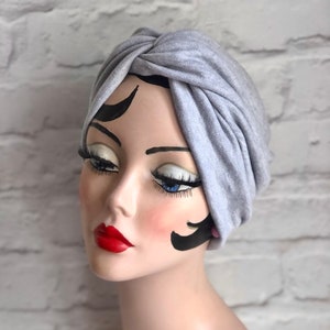 Vintage Style, Turban for Women, Chemo Headwear, Grey Hat, 1940s Fashion, Winter Hat, Chemo Gifts, Vintage Gift, 1940s Gifts, Care Gift