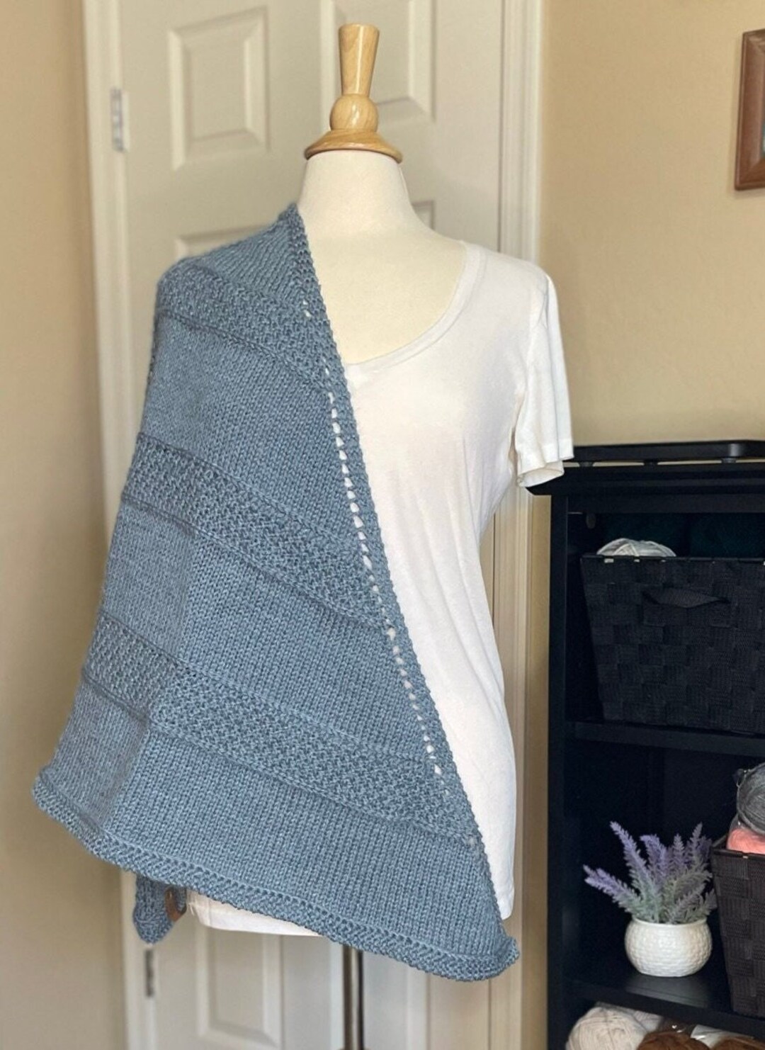 handmade knitted shawls