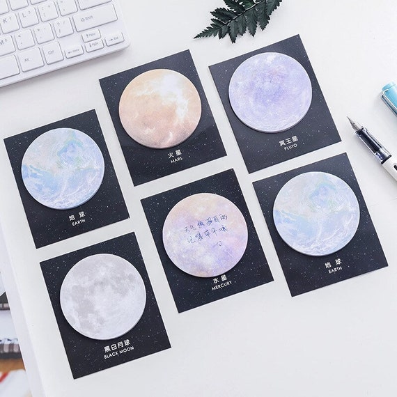 Planet Sticky Notes 30 Sheets, Black Moon, Mars, Pluto, Rainbow Moon,  Earth, Mercury, Universe Memo Pads, Galaxy Sticky Notes, Stationary 