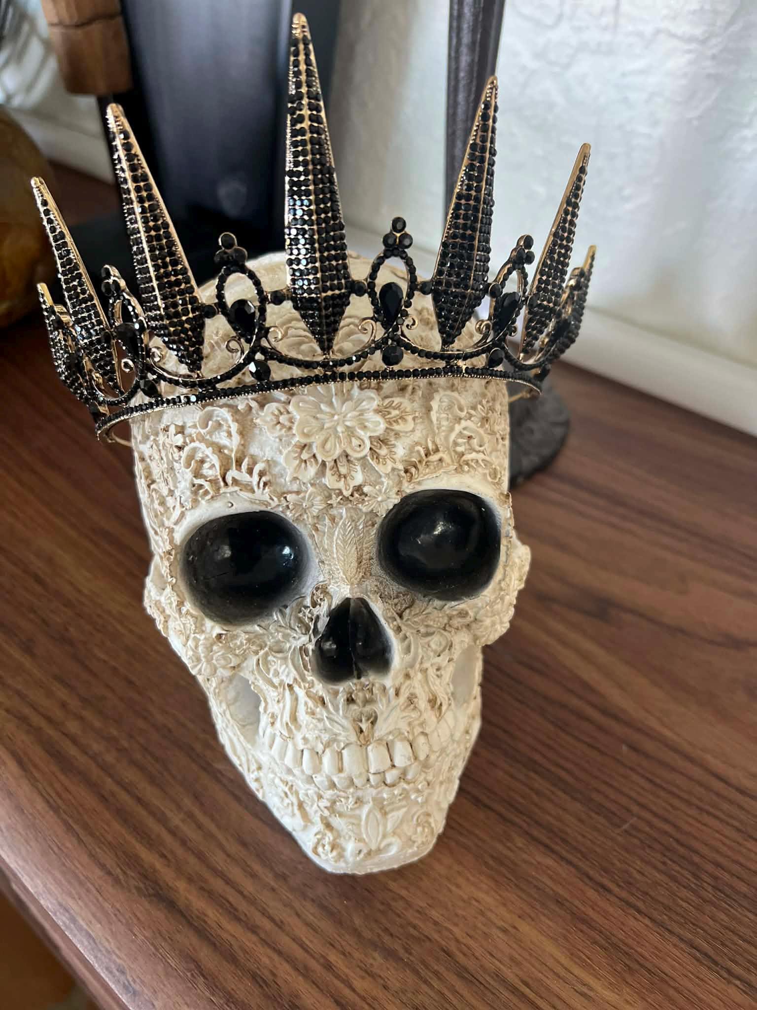 Crystal Skull Crown - Etsy display picture 1