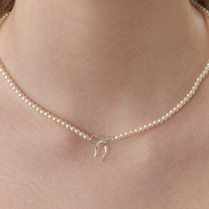 Dainty Bow Pearl Necklace in Sterling Silver,Pearl Choker With Gold Bow Pendant,Silver Jewelry, Coquette Jewelry, Anniversary Gift  (NZ2173)