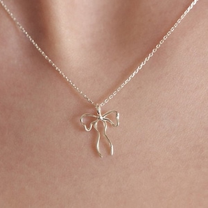 Collar de lazo delicado de plata esterlina, collar con colgante de lazo, collar con dije de cinta, collar encantador, regalo para ella (NZ2178)