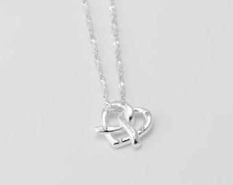 【TATIANA】(Silver925) Pretzel Heart Necklace / 追跡送 TATIANA】(Silver925) Glow Pretzel Heart Necklace / 追跡送