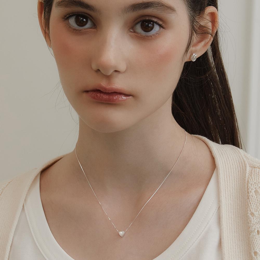 【TATIANA】Heart Inside Pearl Necklace NZ2183〜ネックレス MUSINSA | TATIANA (Silver 925) Heart Inside Pearl Necklace