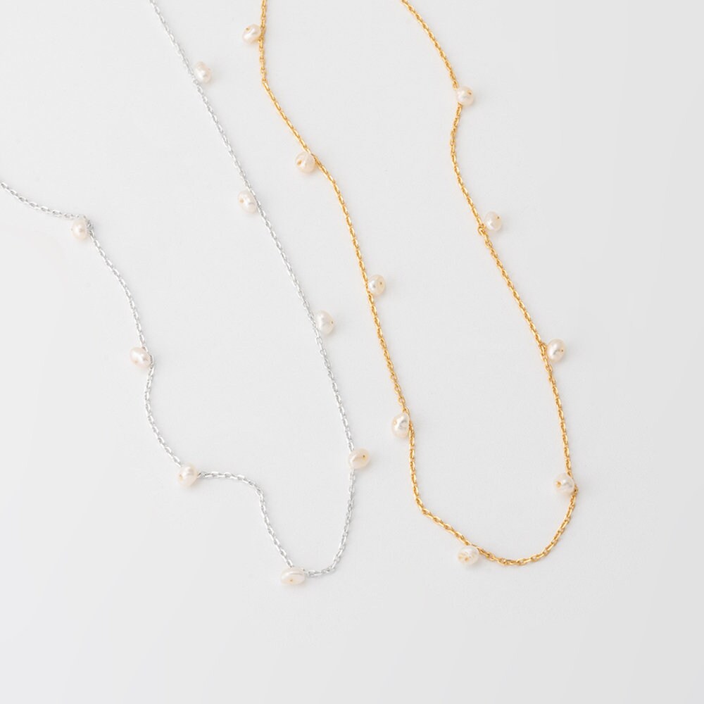 Dainty Fresh Water Pearl Station Neckace,tiny Pearl
