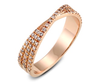 Crossover pave diamond ring