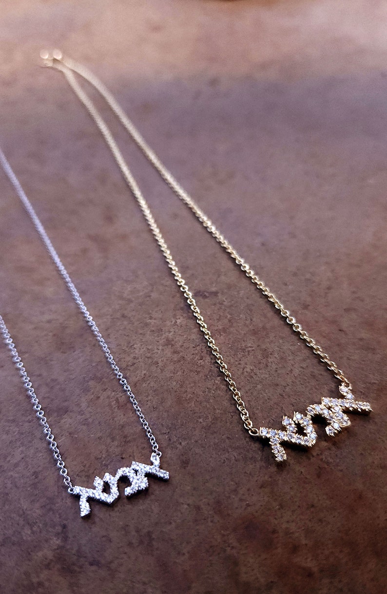 Hebrew mom necklace, big size, Jewish pendant for mom, gift for mom, mother's day necklace, Hebrew monogram pendant image 6