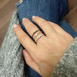 Zierlicher Eternity Ring, Diamant Ehering, Diamant Ring stapelbar, Hochzeit Diamant Ring, Champagner Diamant Ring, Rosegold Ehering