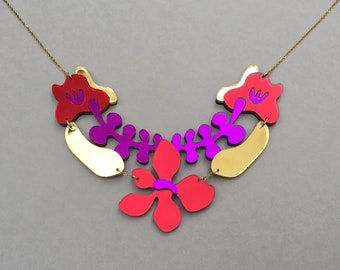 Colar floral espelhado em acrílico, joia de verão, colar ousado e divertido, joia cortada a laser, colar com flores brilhantes, lindo e estiloso, presente para ela.