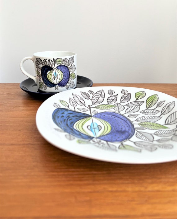 Trio Rorstrand Eden Coffee cup and saucer dessert salad appetizer Handpainted plates // Eden // Made in Sweden // 1970s // Sigrid Richter