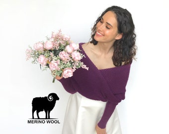 Pull de mariage violet, jacet de mariée, pull de mariée en laine mérinos, haussement d'épaules à manches longues, cover up, boléro de mariage, écharpe tricotée avec bras