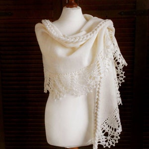 Ivory Wedding Wrap, Bridal Shawl, Bridal Cover Up, Wedding Bolero, Light Creme Shrug, Crochet Shawl, Bridal Cape, Bridesmaid shawl.