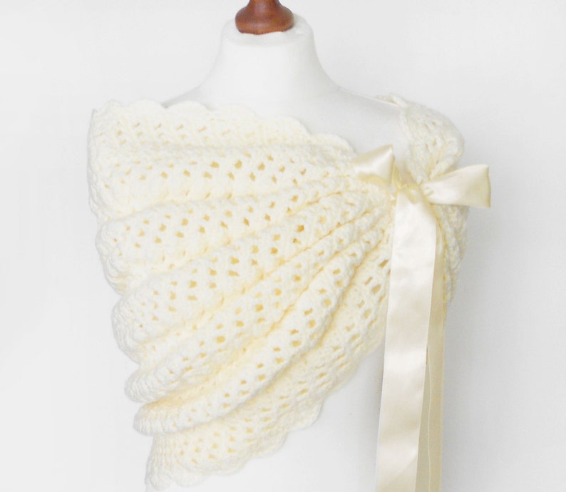 Ivory Shrug Bridal Shawl Wedding Wrap Bridal Cover Up Wedding Bolero Crochet Shawl Light Creme Capelet Bridal Cape Bridesmaid Shawl