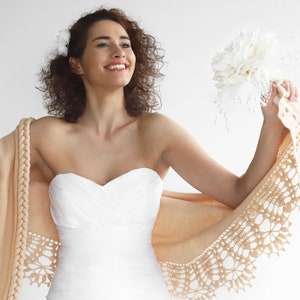Creme Brautjungfer Schal Braut Cover Up Hochzeit Bolero Bernsteinfarbe Shrug Häkelschal Brautschal Hochzeit Wrap Beige Cape 2019 Braut-Cape