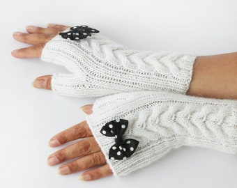 White Knitted Hand Warmers Fingerless Gloves White Fingerless Mitts Wrist Warmers Girls gloves with Bow Gift for Her Gift for Woman