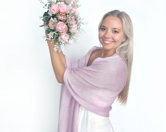 Mohair und Seide Brautschal: Hellrosa Leichte gestrickte Hochzeit Stola, Brautjungfer Schal stricken