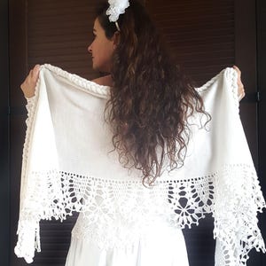 Bridal Cover Up, Wedding Bolero, White Shrug, Crochet Shawl, Ivory Capelet, Wedding Wrap, Bridal Shawl, Bridal Cape, Bridesmaid Shawl