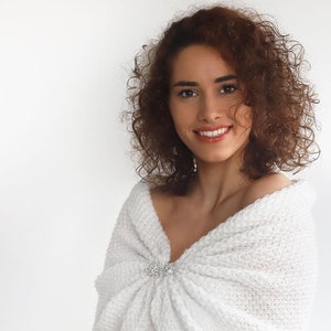 White wedding wrap, bridal shawl, bridal cover up, wedding bolero, shrug, crochet shawl, white knitted capelet, cape for bridesmaid