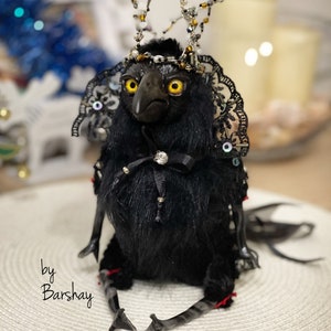 Black Crow doll. Black crowned raven toy figurine. Royal raven crow doll toy. Golden crown. Witch black crow statue. Wizard Crow