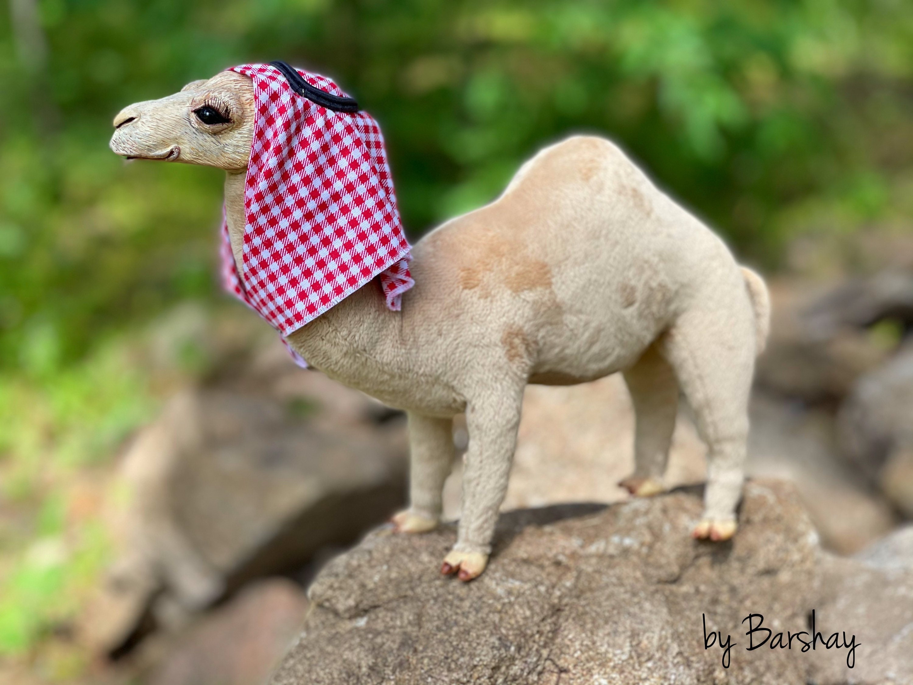 Der Kamelscheich Arabisches Kamel Mit Keffiyeh Plusch Kamel Etsy
