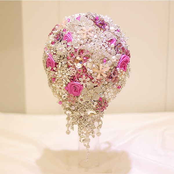 Teardrop Bouquet Etsy