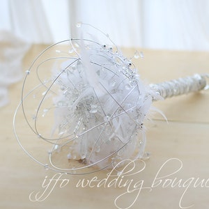 Handmade Ice and Snow Themed Wedding Bridal Bouquet Silver & White Bouquet Snowflake Bouquet Feather Bouquet, Bride bouquet Crystal bouquet
