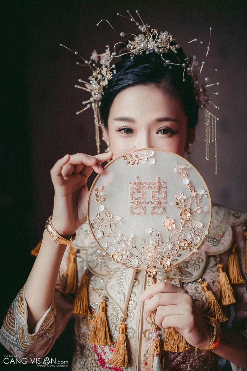 Customized Chinesestyle Fan Bouquet Pink Gold Wedding Bridal Bouquet