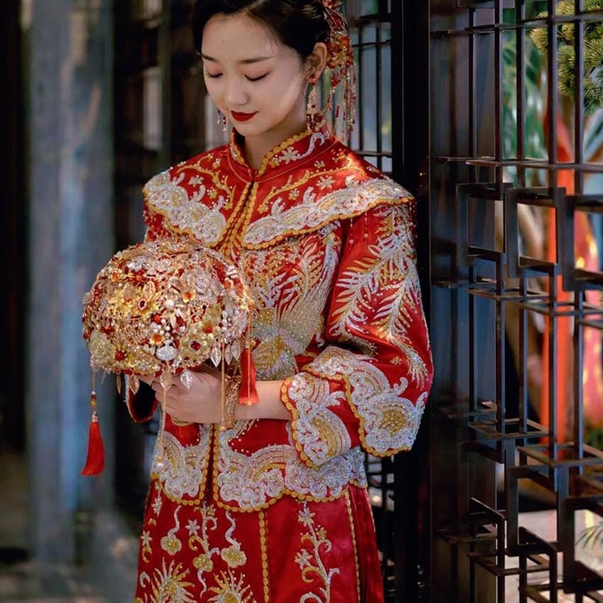 Red Gold Brooch Bridal Bouquet