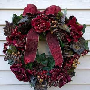 Grapevine Floral Wreath with Red Roses