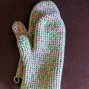 Double Strength Oven Mitts
