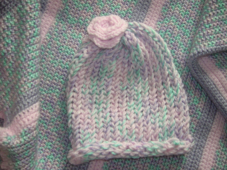 - Crocheted Quilt Blanket Throw Blanket Blanket for Girls with Matching Hats Infant and Toddler Size