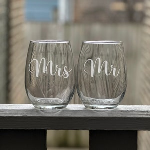 Mr & Mrs Glass Set | Custom Barware Set | Etched Gift | Wine | Whiskey | Beer | Wedding Present | Couples Gift | Anniversary Gift | Bridal