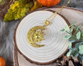 Necklace in the Moon and Sun