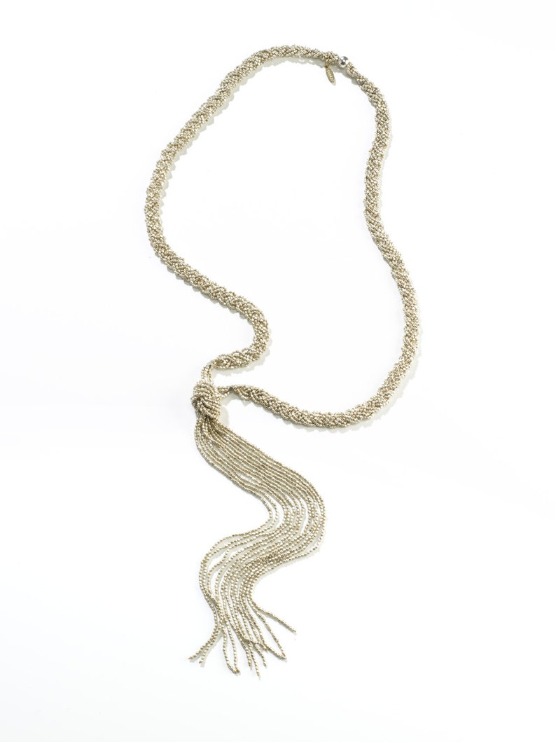 Collier long élégant Collier extra long Collier long avec noeud Collier de perles de rocaille Collier en laiton argenté Collier long moderne image 6