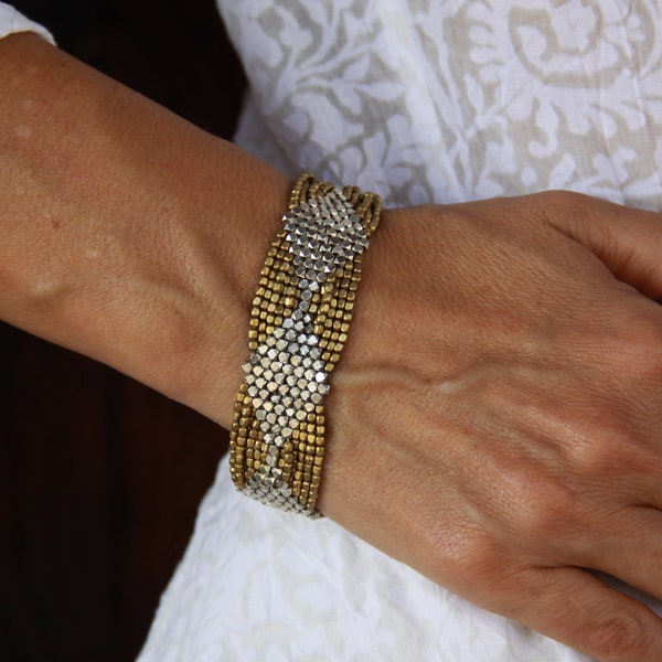 Boho Schmuck für Frauen - Boho Armband Gold - Perlenarmband Ideen - Messing stapelbar Armband - Goldarmband für den Alltag - Stapel Armband