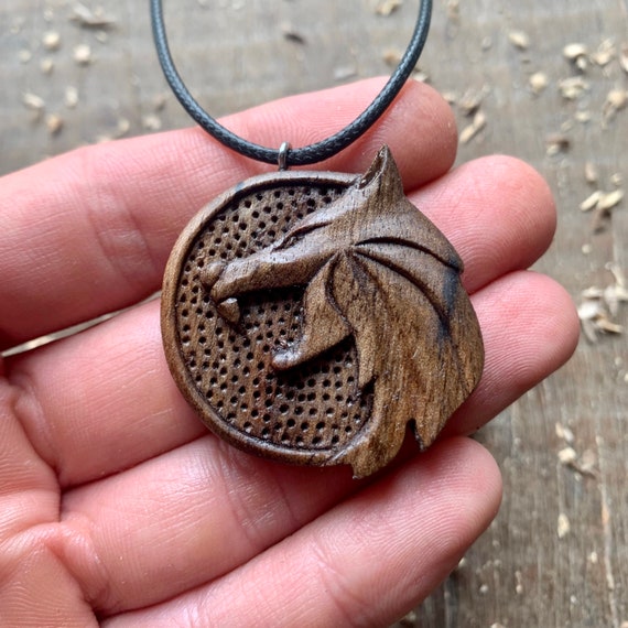 Witcher wolf pendant deals