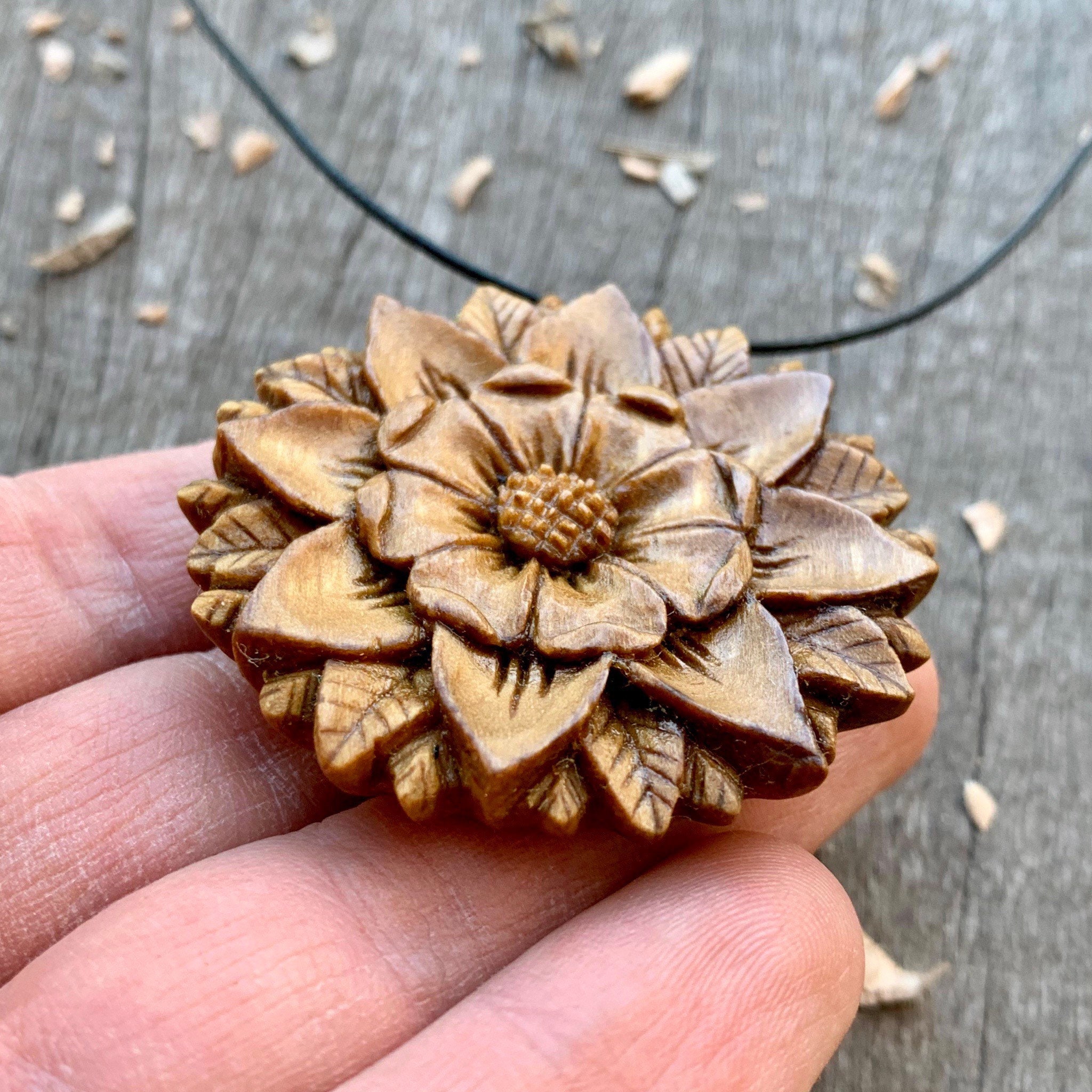 Wooden online flower necklace