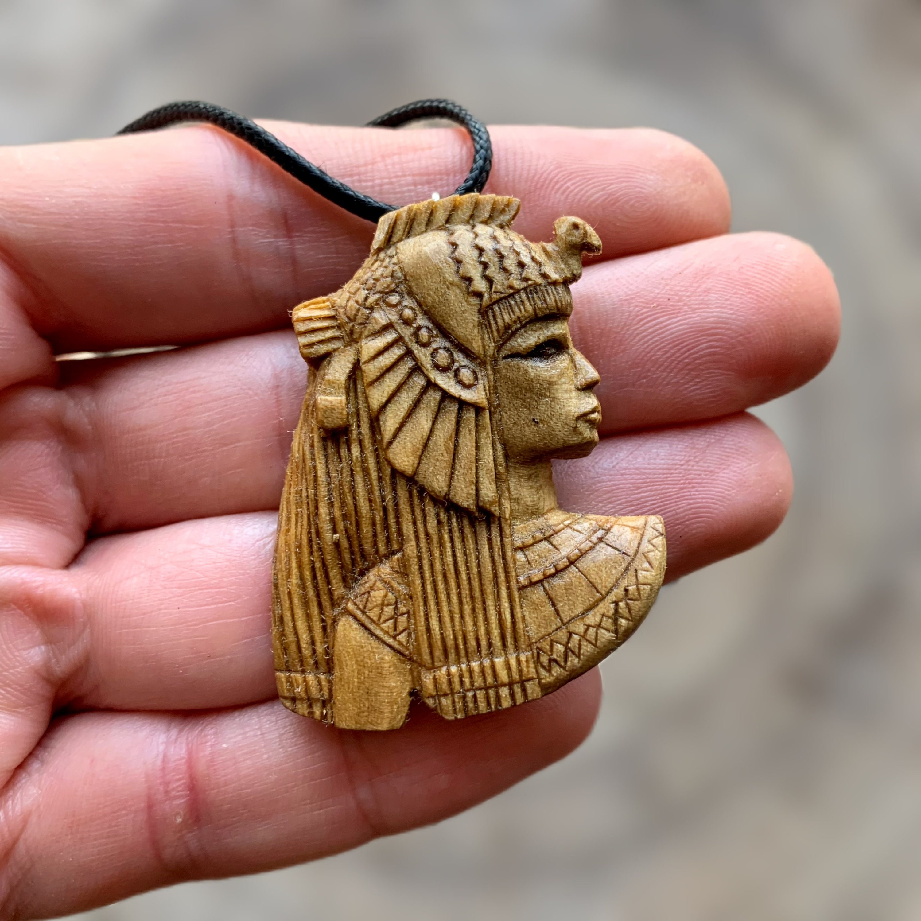 Egyptian head necklace best sale