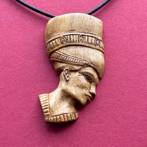 Nefertiti Profile Face Necklace, Queen Of Egypt Pentant, Walnut Wood Necklace, Ancient Egypt Wooden Jewelry