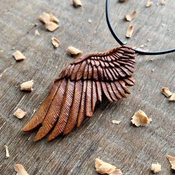 Collier aile d'ange, pendentif en bois d'aile, bijoux d'artisanat en bois, idée cadeau en bois d'amandier
