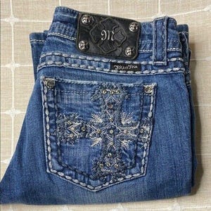Womens Miss Me Bootcut Jeans Embellished Pockets Rhinestones Denim Studded Sz 28